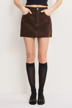 better than suede good 90s mini skirt