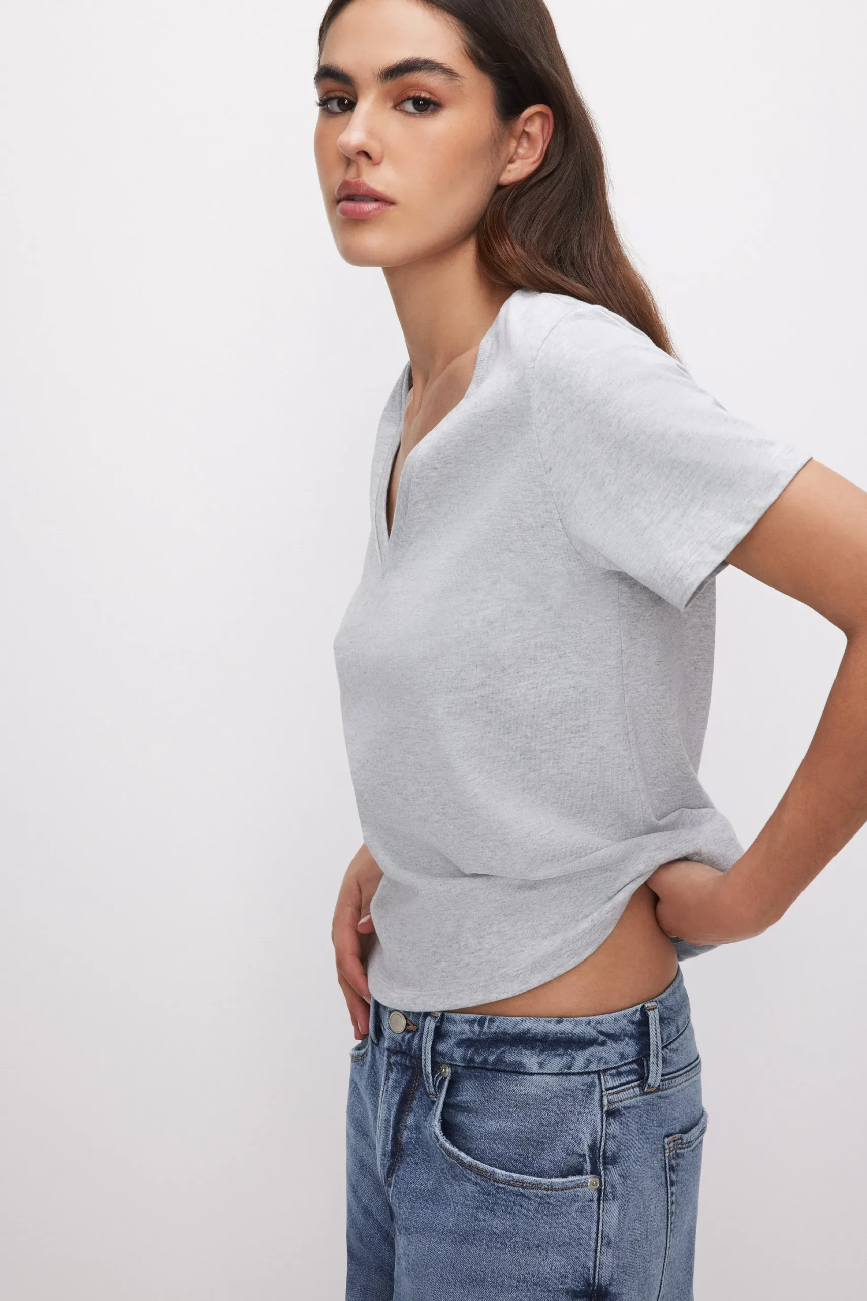cotton classic v-neck tee