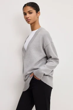 deep v knit sweater