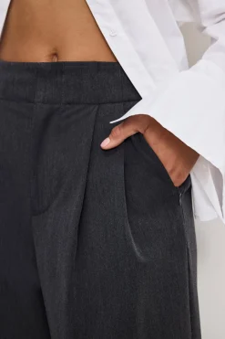 essential suiting pleated cropped trousers