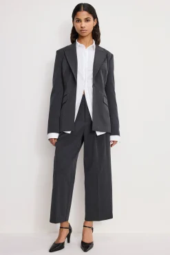 essential suiting sculpted blazer