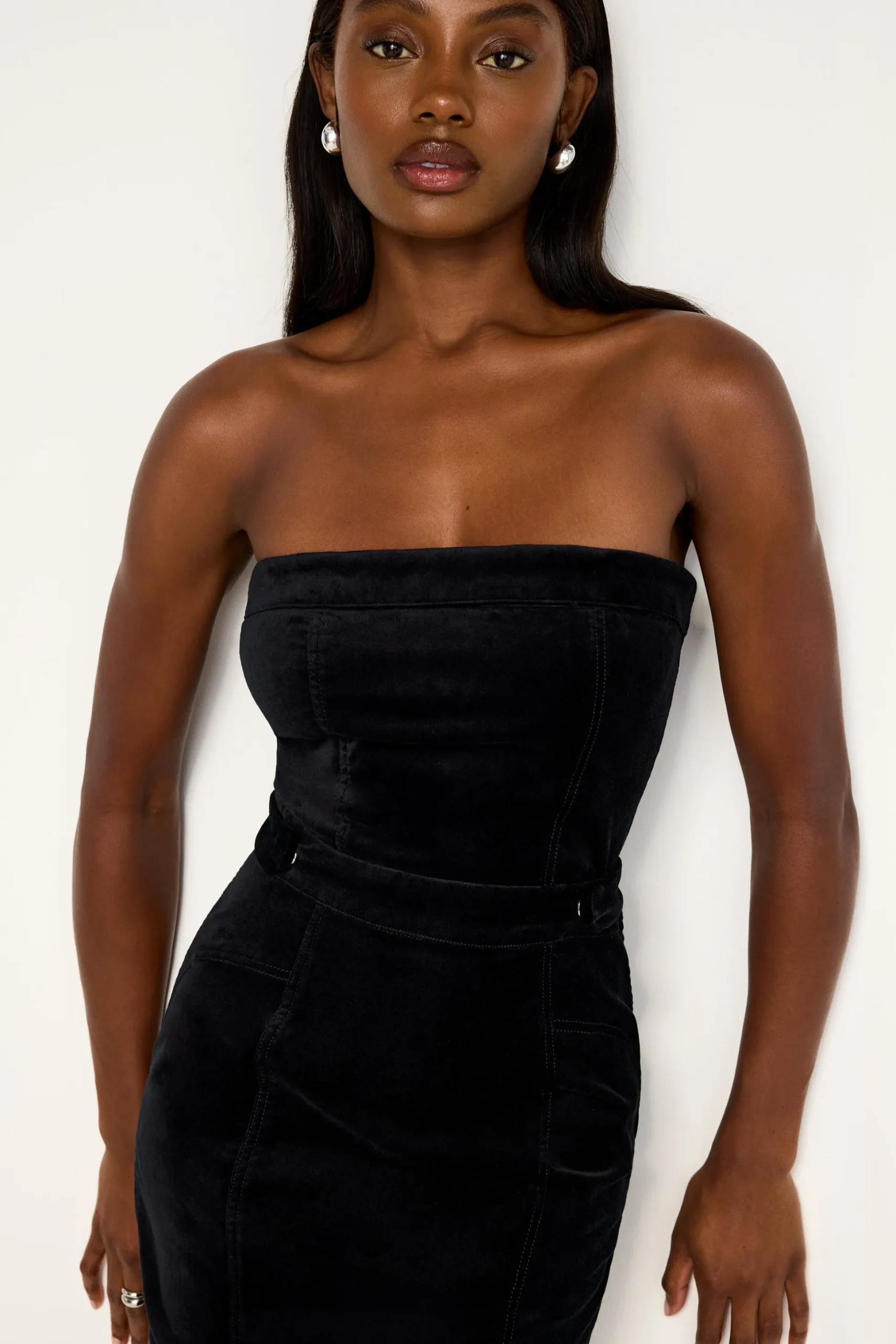 fit for success strapless velvet dress
