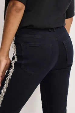 good legs straight diamond jeans