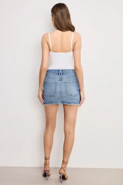 good 90s mini skirt