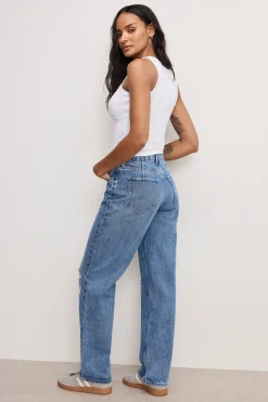 good 90s relaxed jeans