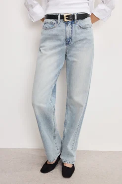 good 90s relaxed jeans