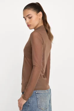 mesh button up top