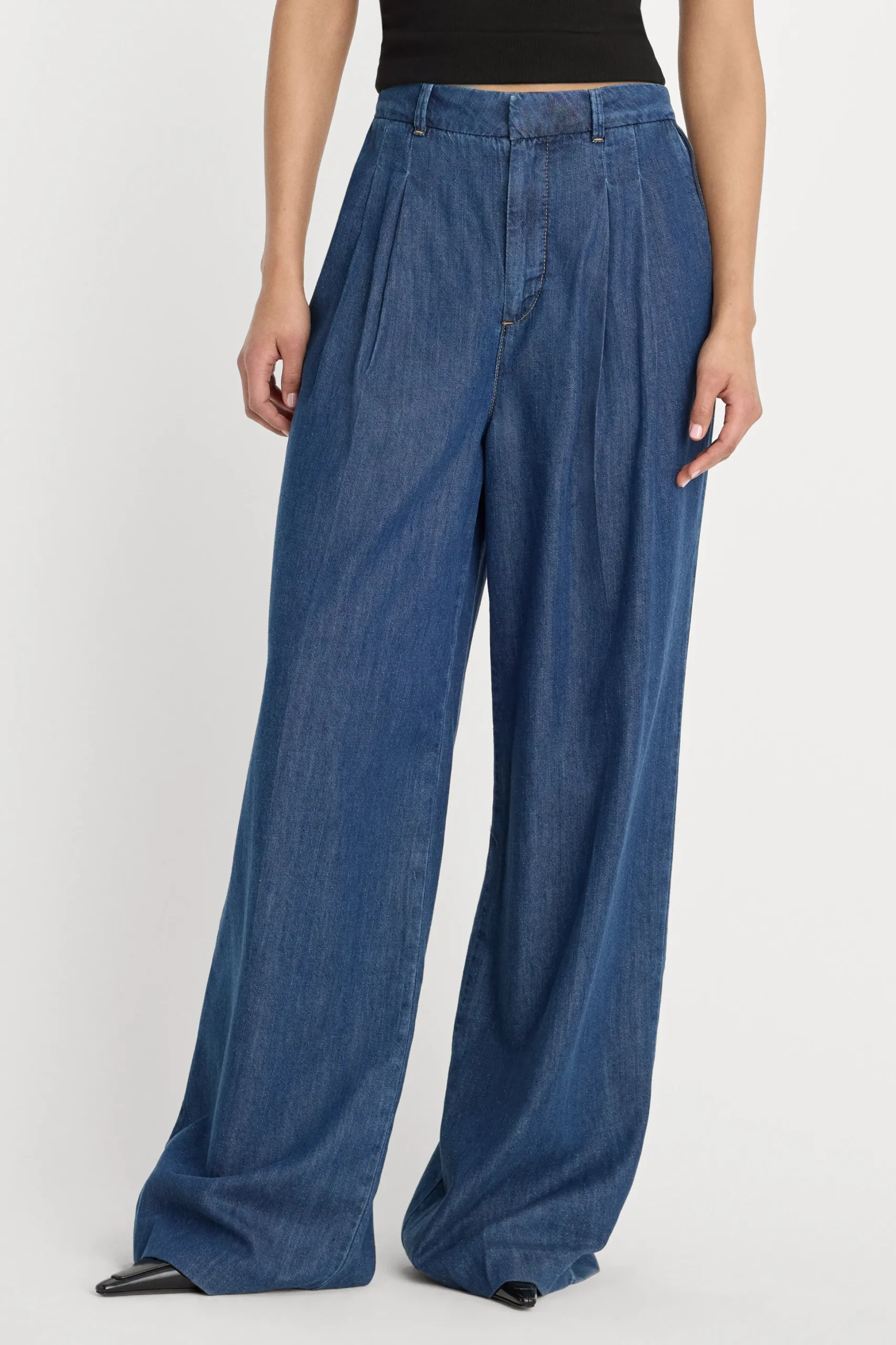 pleated high waisted wide leg trouser