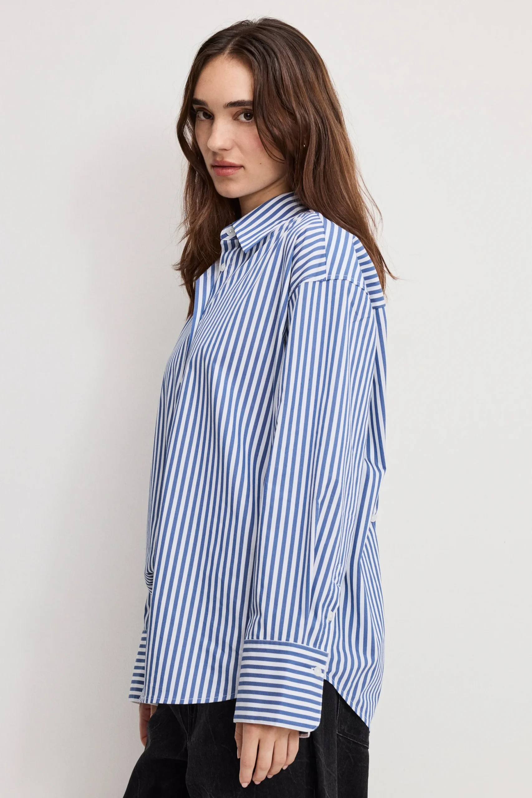 poplin oversized shirt w button adjustable waist
