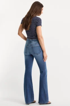 soft tech good legs flare jeans