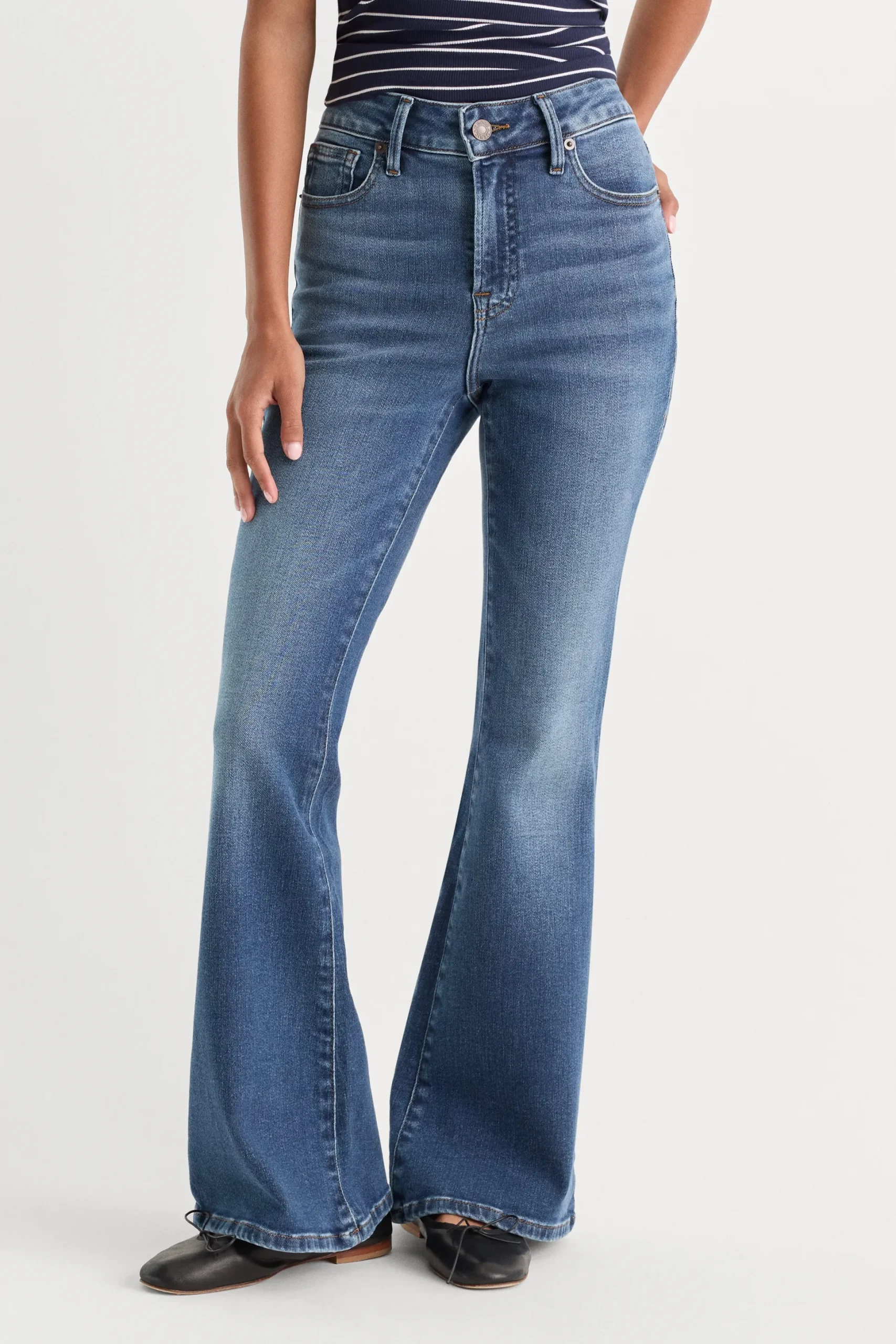 soft tech good petite flare jeans