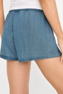 the denim pull on short
