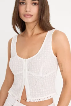 the eyelet top