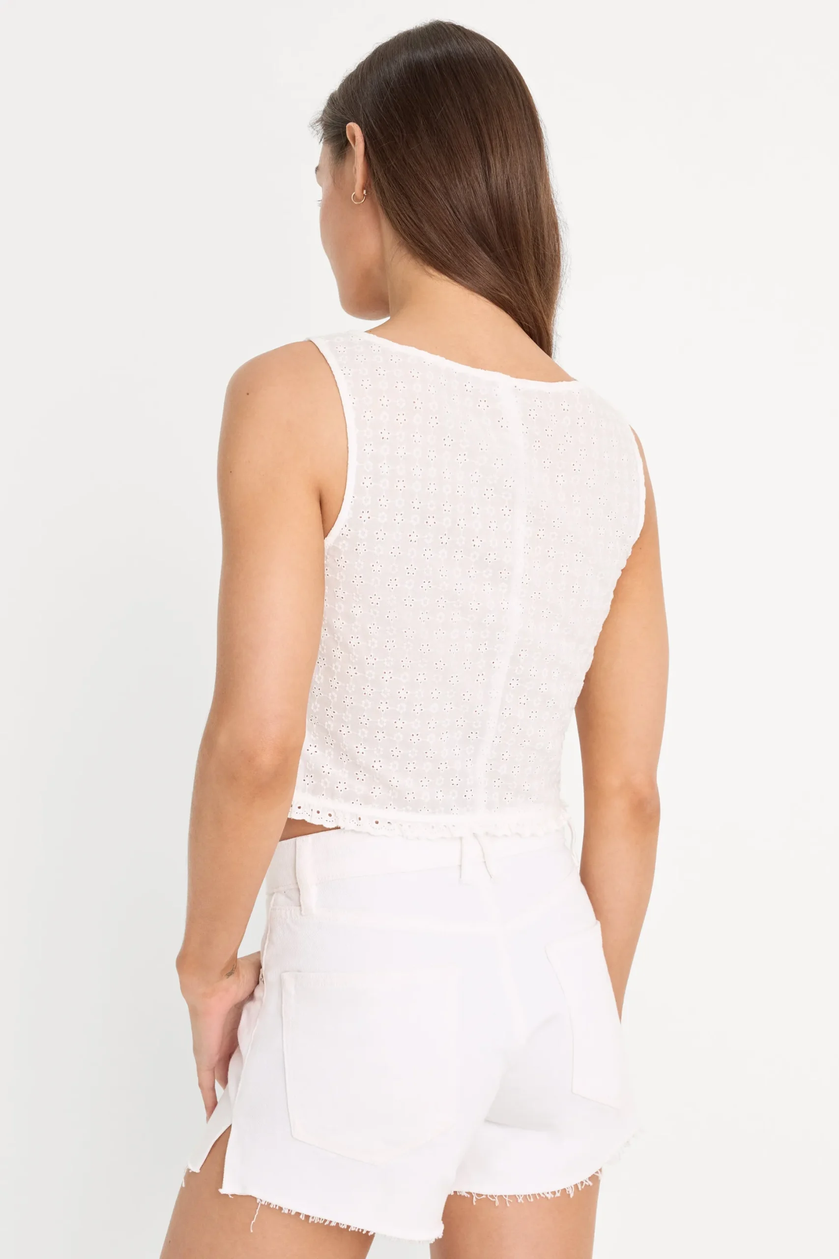 the eyelet top