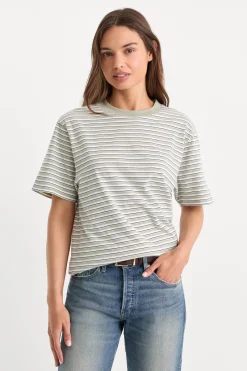 the oversized tee