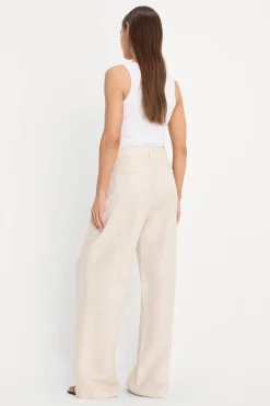 the relaxed linen trouser