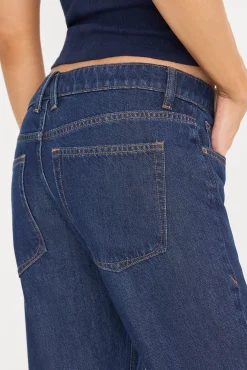 weightless boyfriend jeans