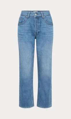 weightless boyfriend jeans