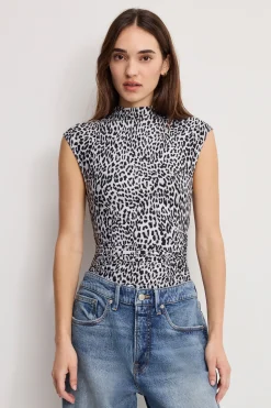 weightless sculpting bodysuit