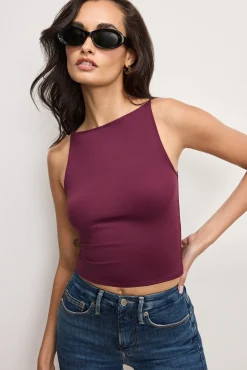 weightless sleeveless tank